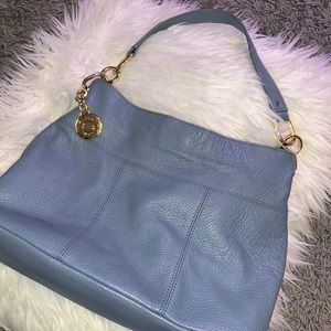 Beautiful Tommy Hilfiger shoulder bag with gold detailing